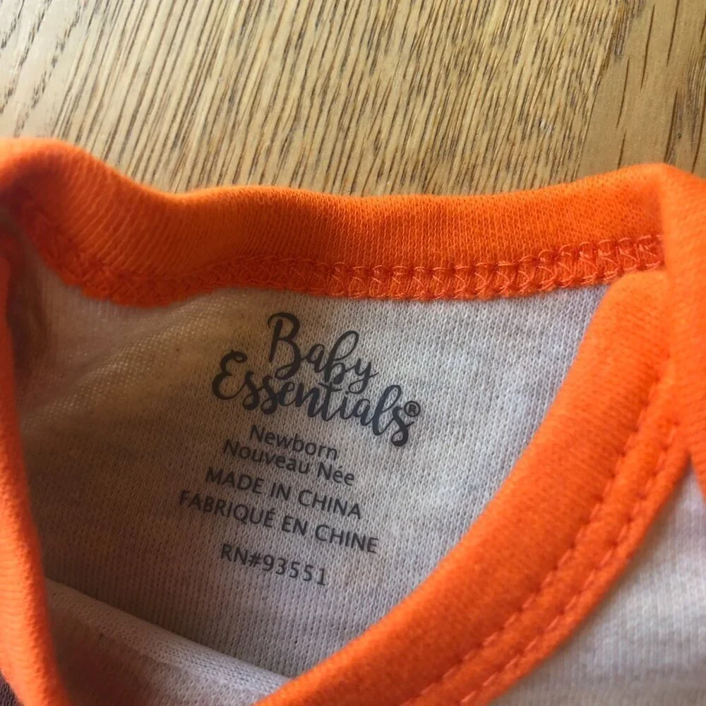 Baby Essentials My 1st Turkey Day Newborn Bodysuit NWT - Picture 3 of 5